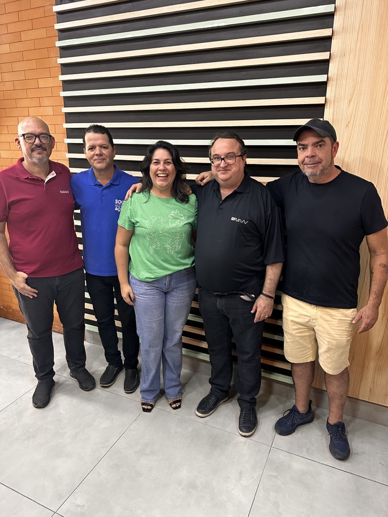 Cinco empresários em evento do Sou Vale do Aço